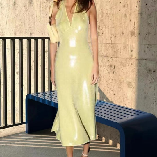 Damen Elegantes Midi-Kleid mit schimmerndem Obermaterial und V-Ausschnitt R&B