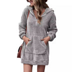 Damen Kapuzenkleid aus Kuschelfleece R&B