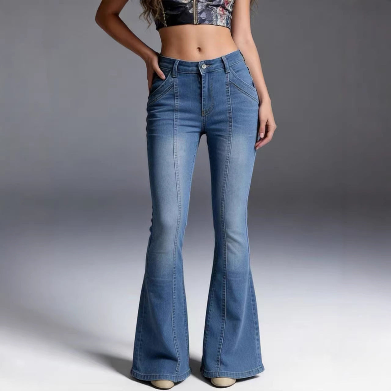 Damen Bootcut Jeans mit hohem Bund und elegantem Schnitt