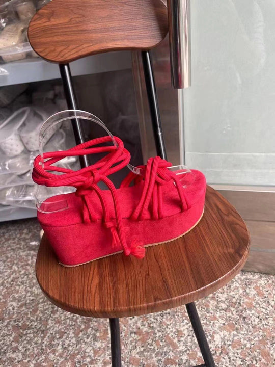 Damen Plateau-Sandalen mit geflochtenem Riemendesign R&B