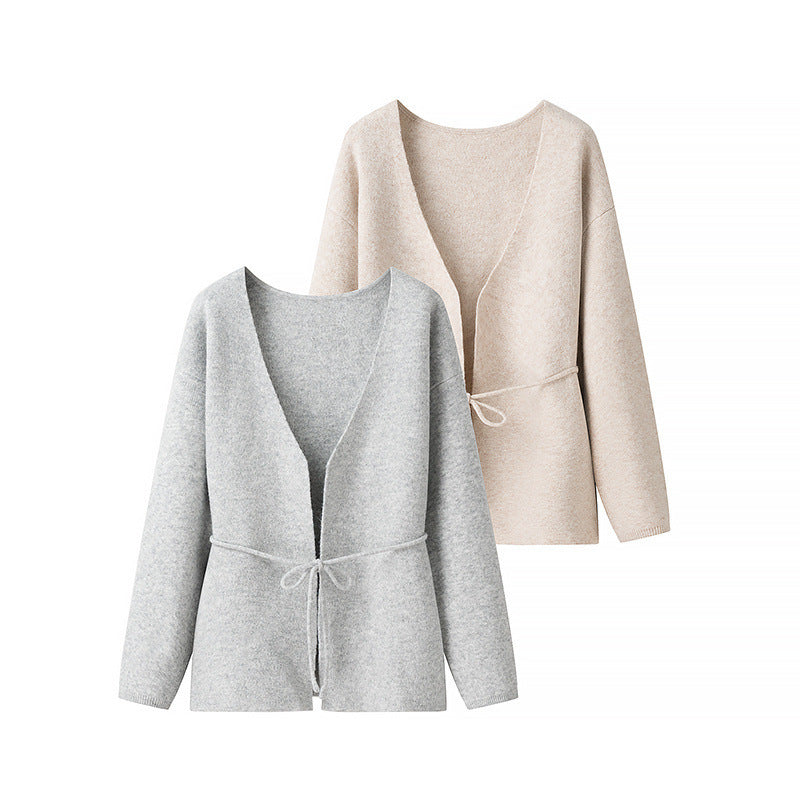 Damen Kuscheliger Strickcardigan mit tiefem V-Ausschnitt und Taillenkordel R&B