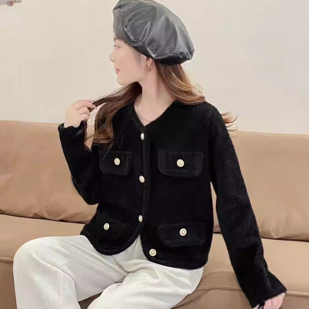 Damen Flauschiger Cardigan mit dekorativen Knopfdetails und praktischen Taschen R&B
