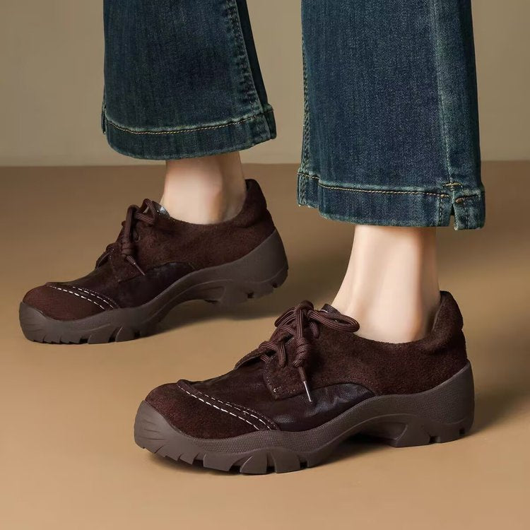 Damen Bequeme Schnürschuhe mit robustem Profil und anatomischer Fußbettung R&B