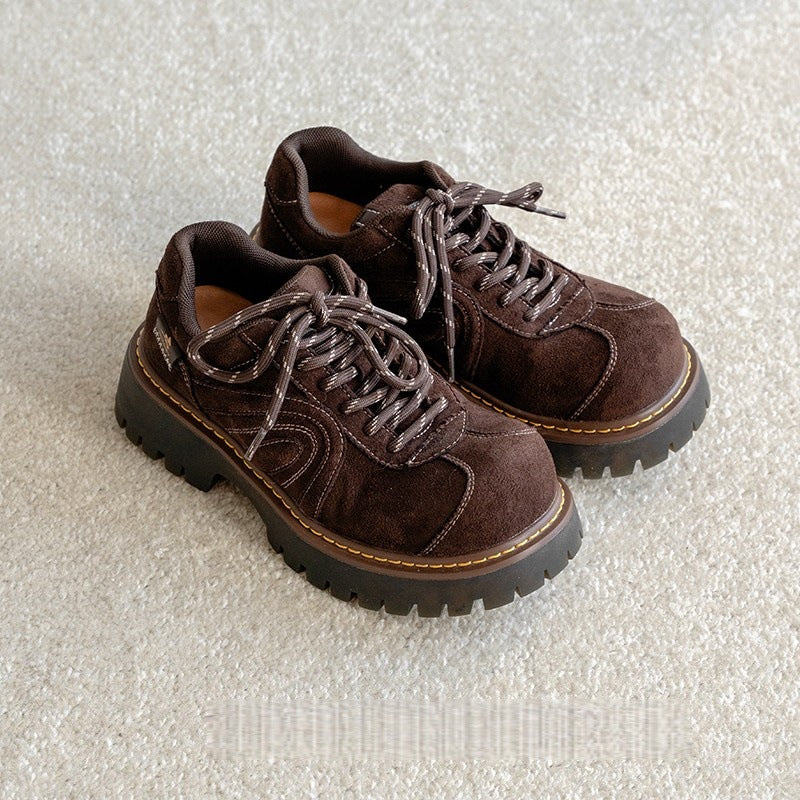 Damen Trendige Sneaker mit robustem Sohlenprofil und edlem Wildleder R&B