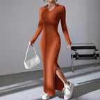 Damen Maxikleid mit strukturiertem V-Ausschnitt und Seitenschlitzen R&B