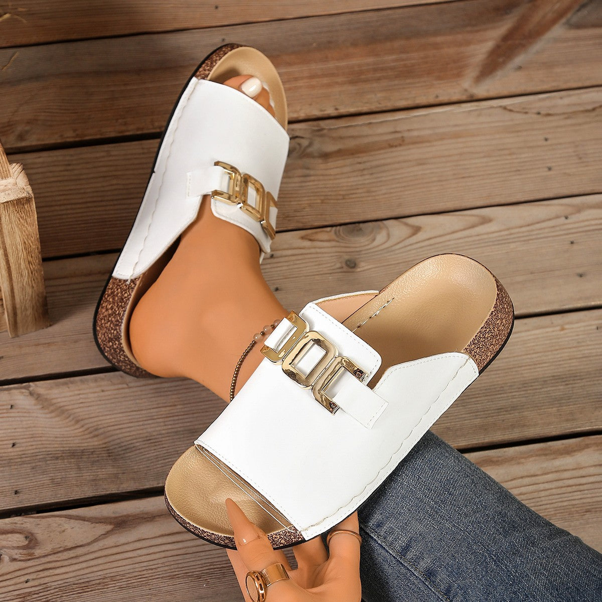 Damen elegante Clogs mit modischer Schnallenapplikation und anatomischem Fußbett R&B