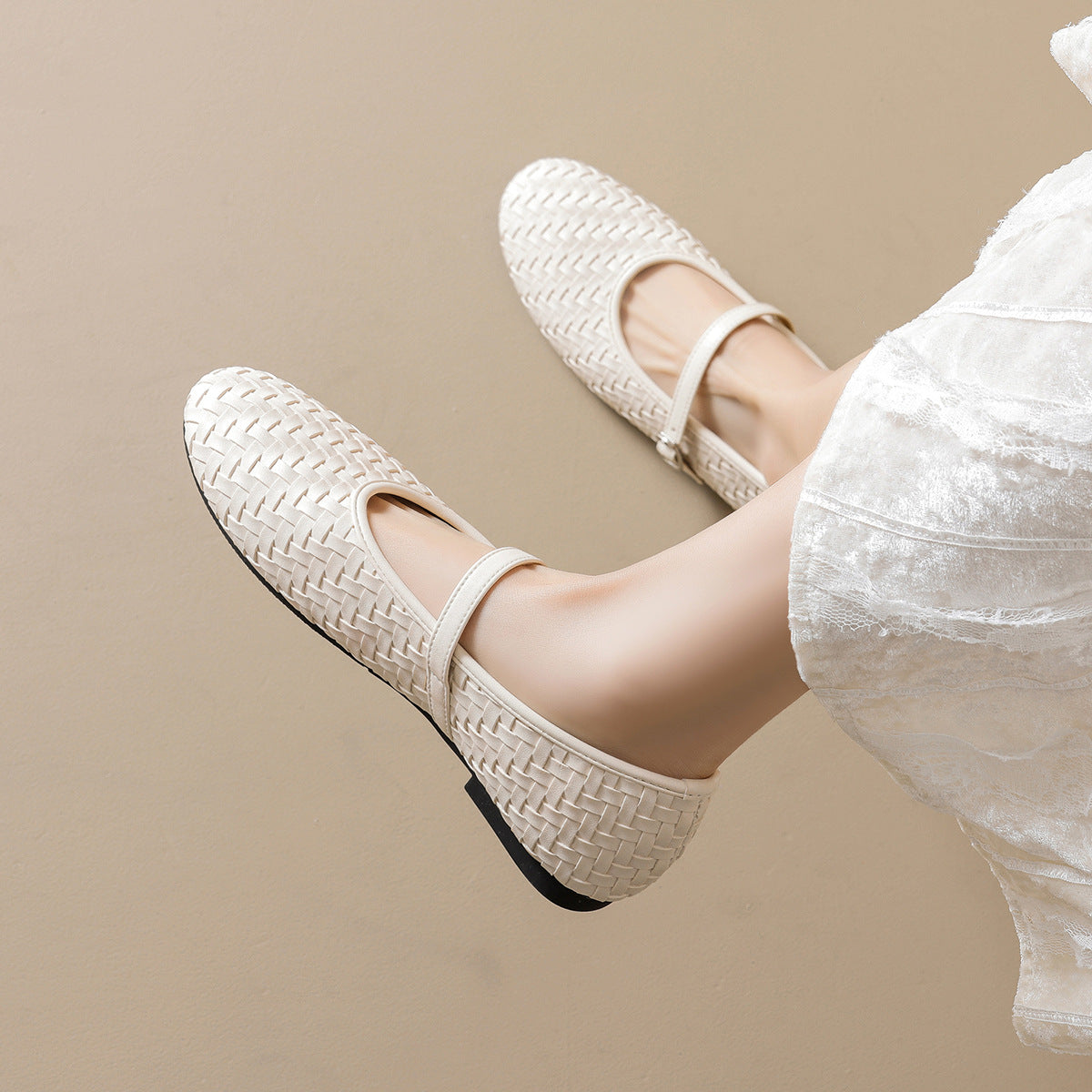 Damen Ballerinas mit modischem Riemen und eleganter Flechtoptik