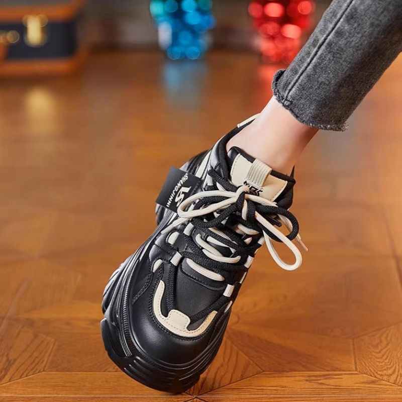 Damen Sportliche Chunky Sneakers mit dämpfender Sohle und hochmodernem Design
