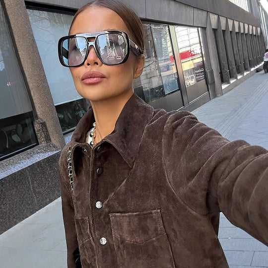 Damen Elegante Wildlederjacke mit praktischem Knopfverschluss R&B