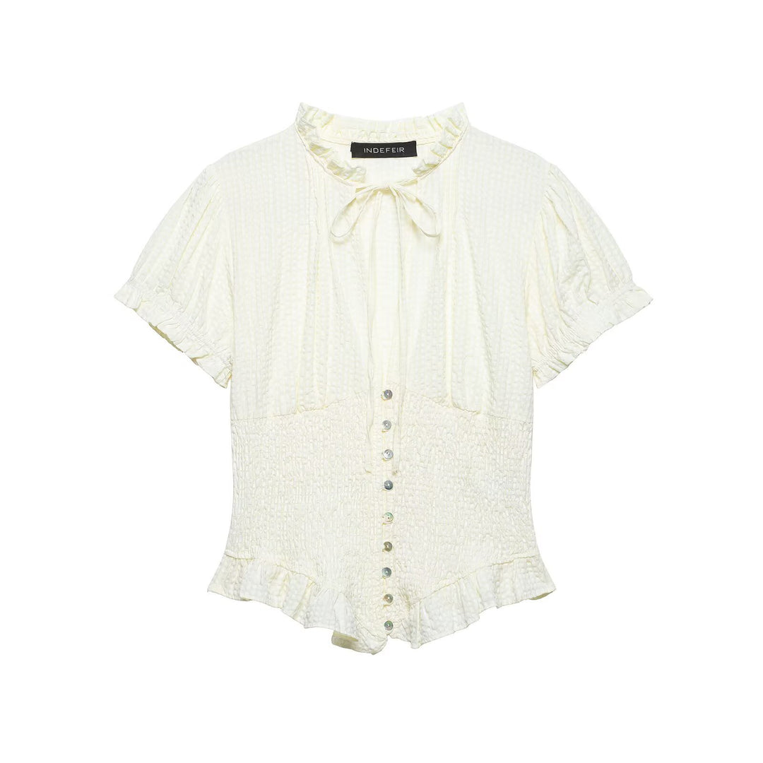 Damen Rüschenbluse mit geschlitztem Kragen und Knopfdetails R&B