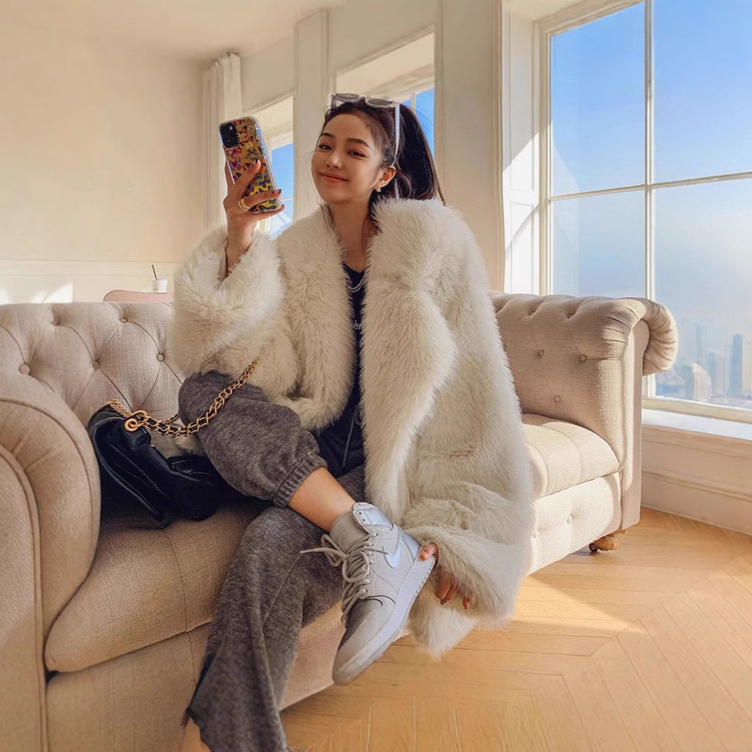 Damen Flauschige Kunstpelzjacke mit weiter Silhouette