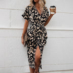 Damen Maxikleid mit schickem Knopfdesign und vorteilhaftem Schlitz R&B