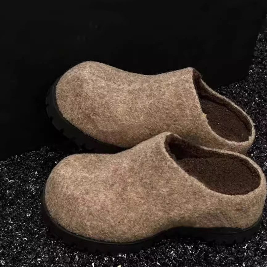 Damen Clogs aus hochwertigem Filz mit robustem Profil und rutschfester Sohle R&B