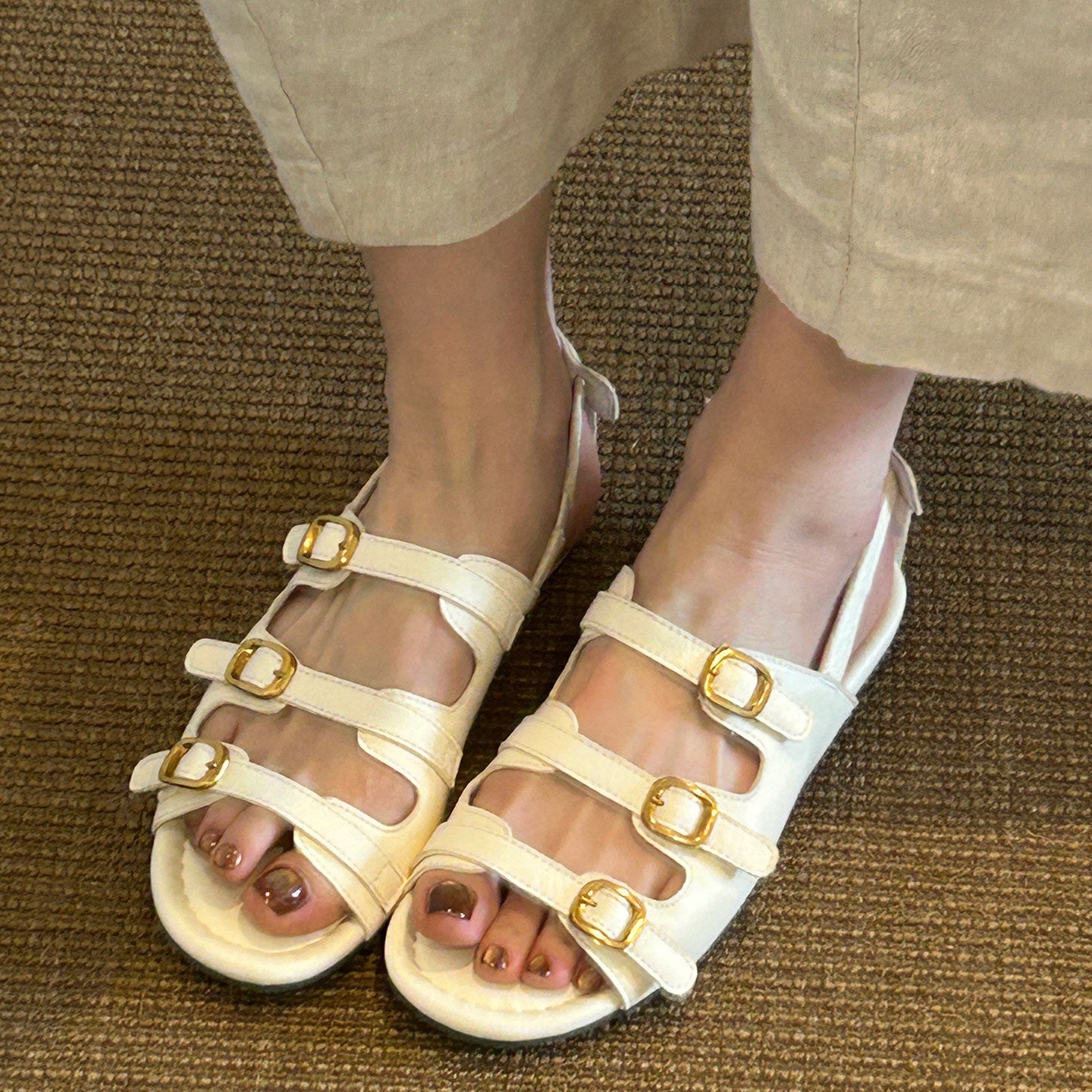 Damen Sandalen mit verstellbarem Riemchen-Design und komfortablem Fußbett R&B