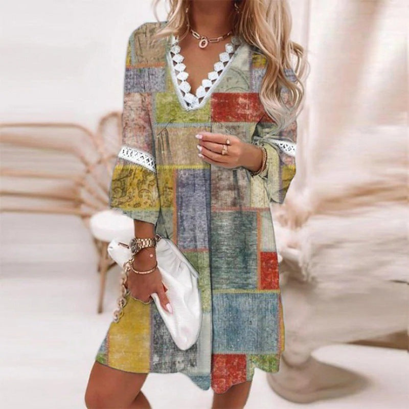 Damen Blumiges Tunika-Kleid mit Spitzenakzenten R&B