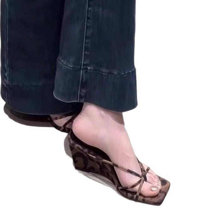 Damen Wedge-Sandalen mit trendigem Leopardenmuster R&B