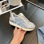 Damen Sportliche Sneakers mit atmungsaktiven Mesh-Details und rutschfestem Profil
