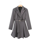 Damen gestreifte Blazerjacke mit definiertem Taillenschnitt und elegantem Gürtel R&B