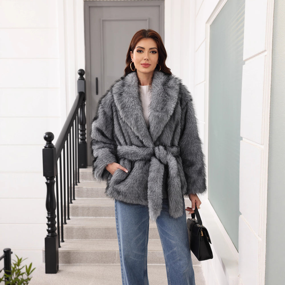 Damen Kuschelige und elegante Kunstfelljacke R&B
