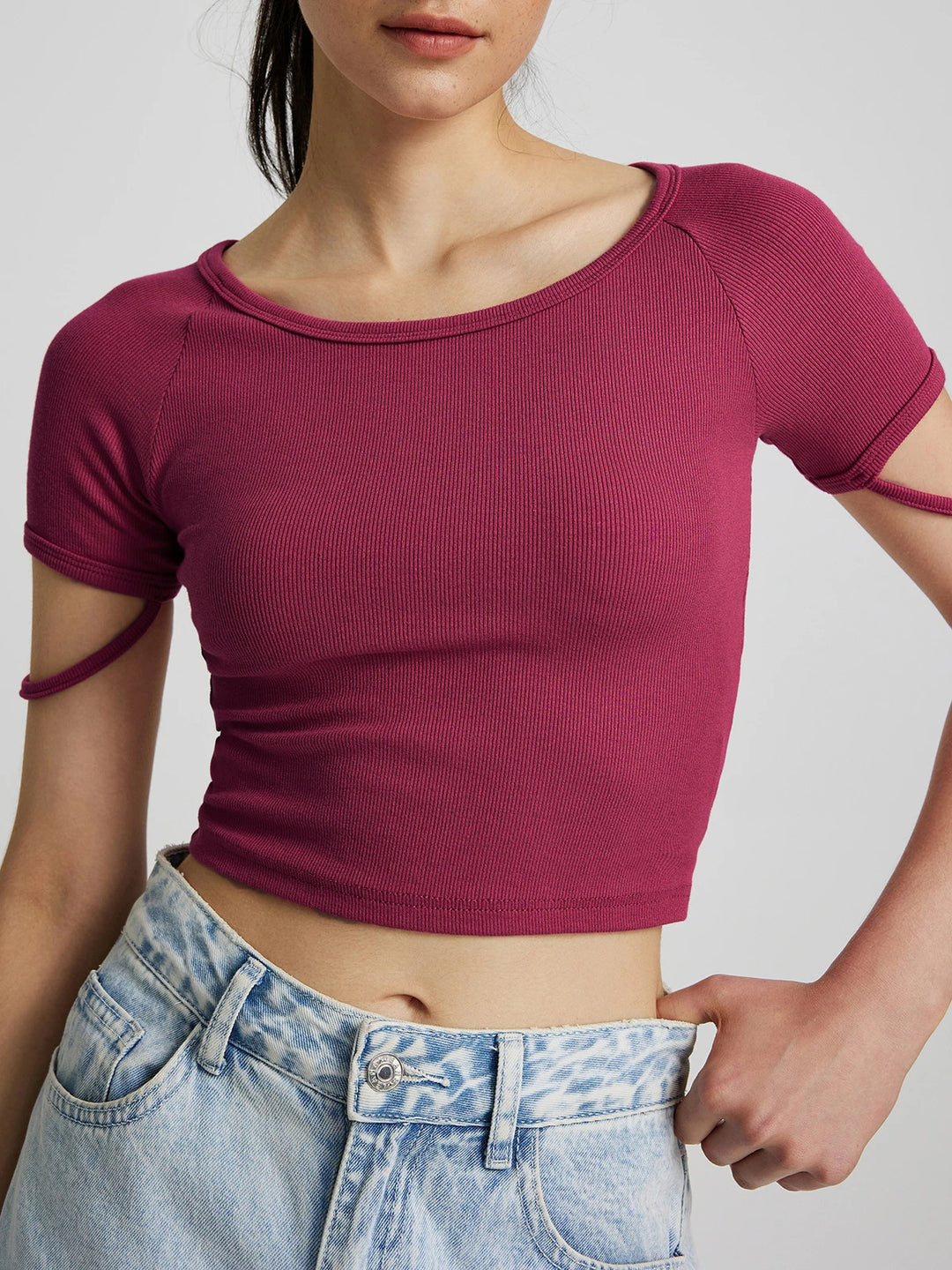 Damen kurzärmliges enganliegendes Crop-Top mit Rundhalsausschnitt R&B