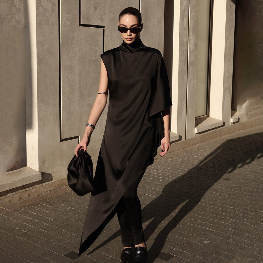 Damen Elegantes asymmetrisches Kleid mit hohem Kragen und seitlichem Schwung R&B