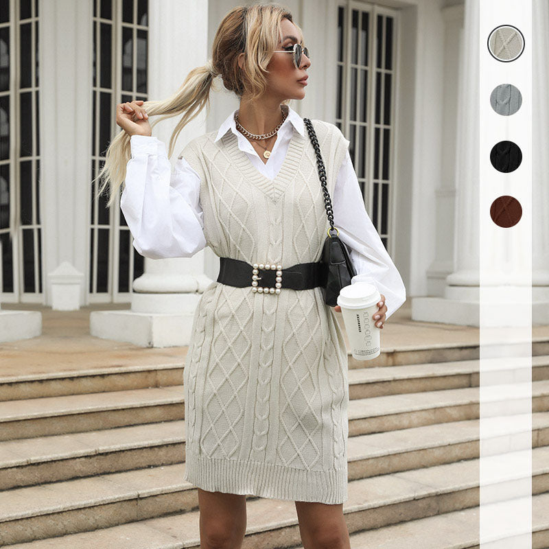 Damen Strickkleid mit V-Ausschnitt und Rippstruktur R&B