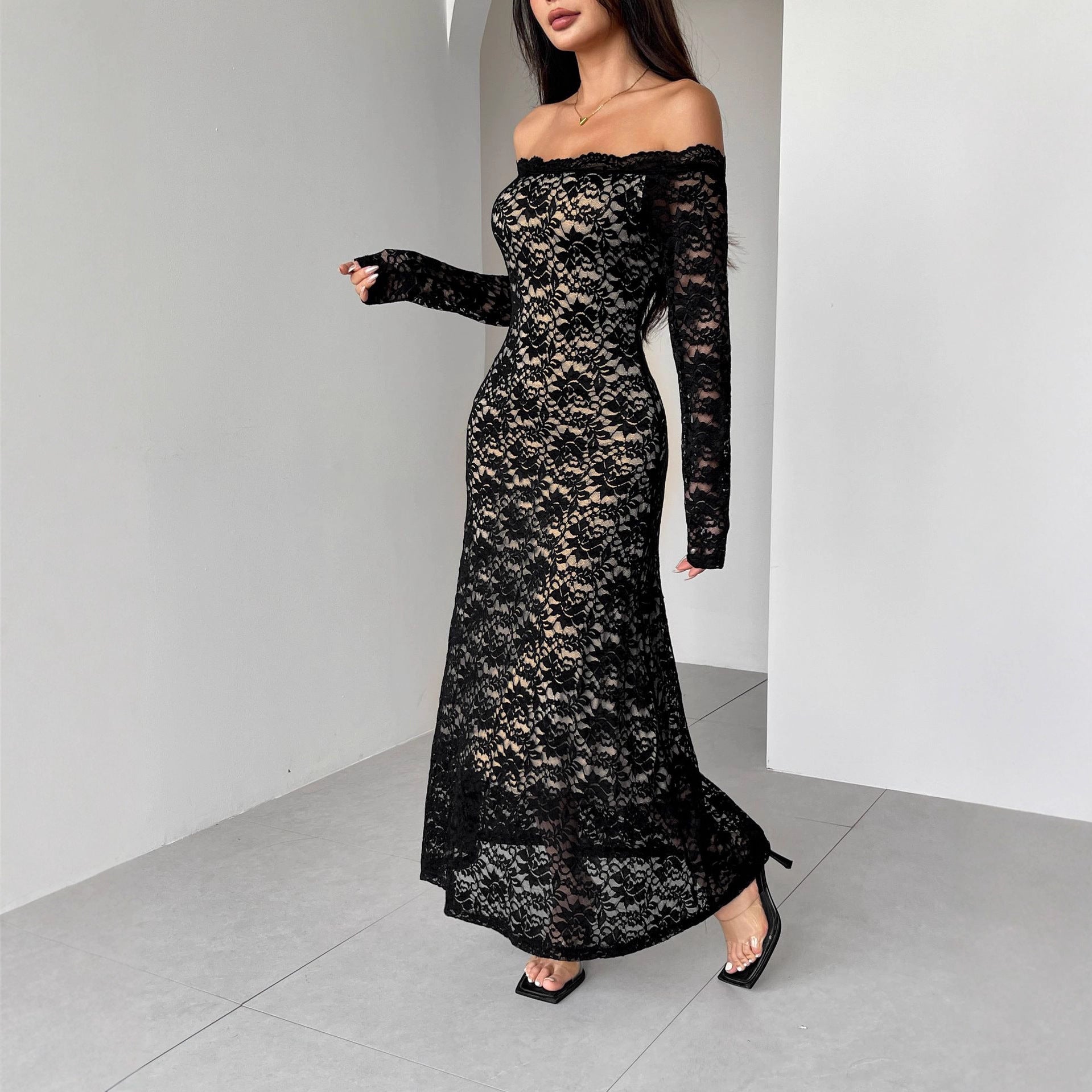 Damen nan schulterfreies Spitzenmidikleid mit feiner floraler Spitze, gefütterter Innenlage und tailliertem Schnitt R&B