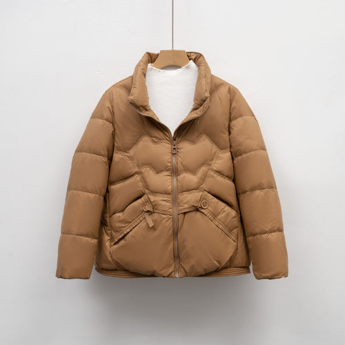 Damen Steppjacke mit dekorativen Knopfdetails und hohem Kragen R&B