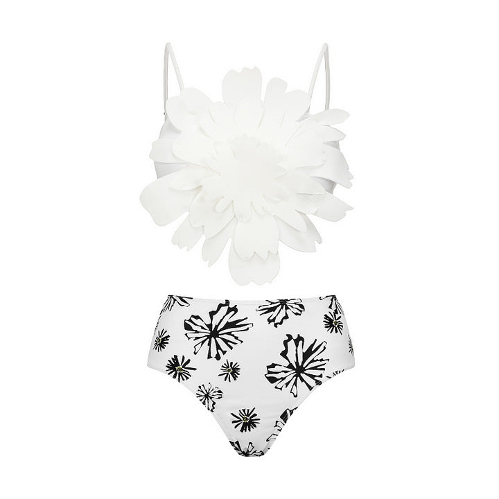 Damen Bikiniset mit besonderem Blumendekor und langem Wickelrock R&B