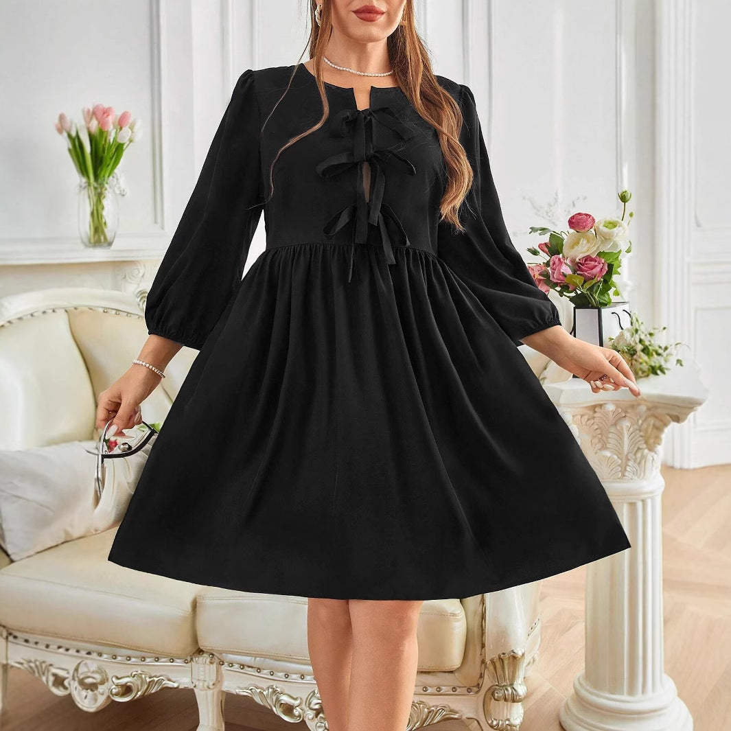 Damen Freizeitkleid mit eleganten Rüschendetails und tailliertem Schnitt R&B