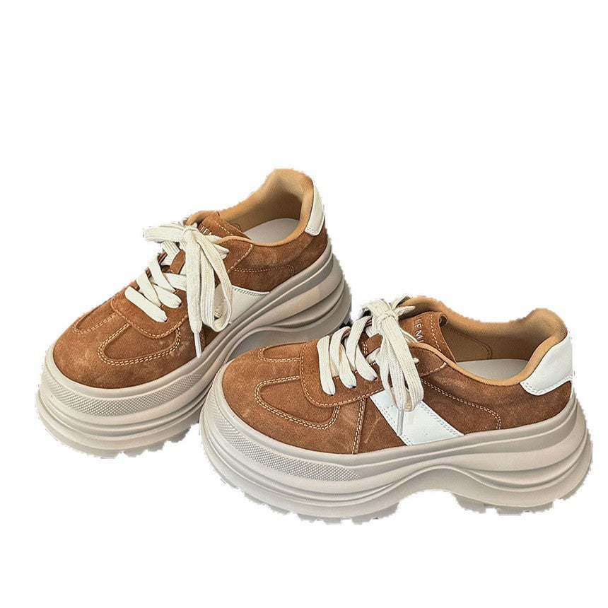 Damen Chunky Sneaker mit hochwertigem Wildleder-Obermaterial und rutschfester Sohle R&B
