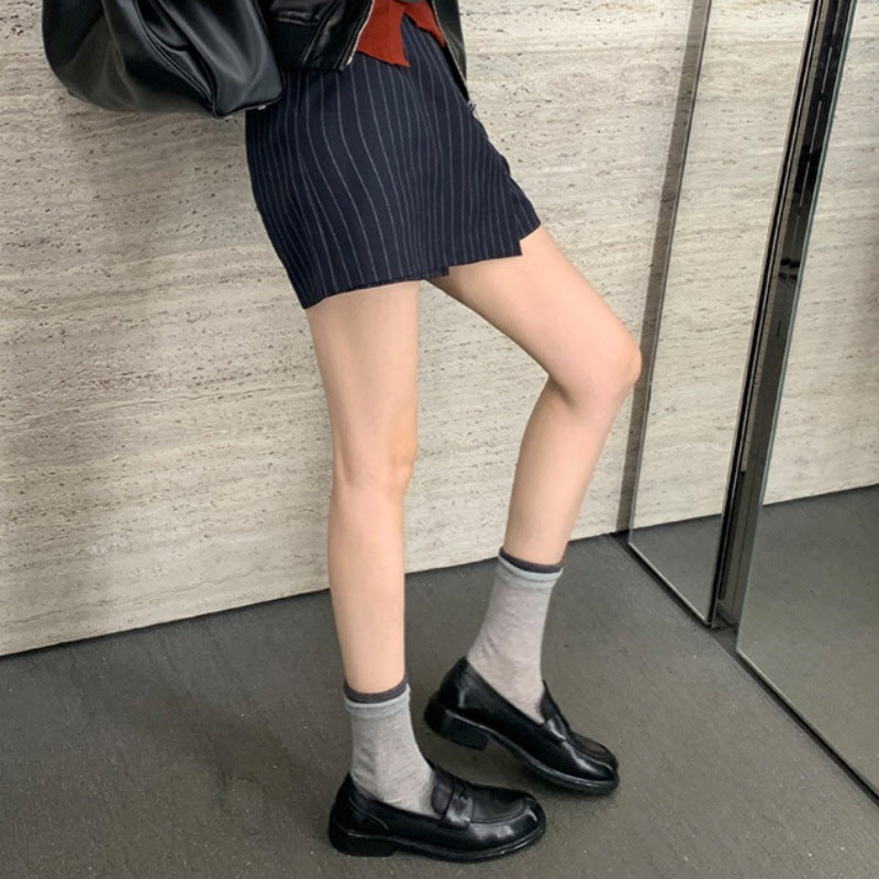 Damen elegante Mokassins mit dekorativem Riemchen
