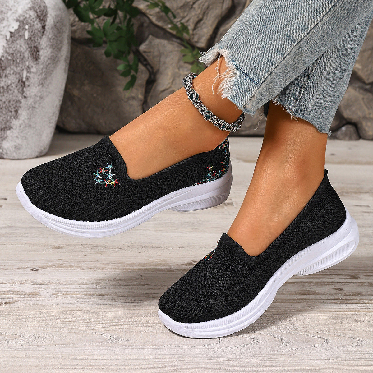 Damen Bequeme Slip-On Schuhe mit atmungsaktiver Strickoberfläche und floralem Muster R&B