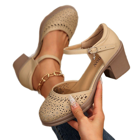 Damen elegante Riemchen-Pumps mit perforierter Oberfläche und gleitendem Absatz R&B