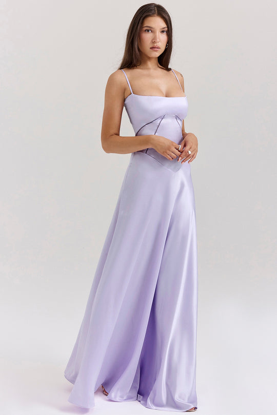 Damen Elegantes Abendkleid mit tailliertem Schnitt und schwingendem Rock R&B