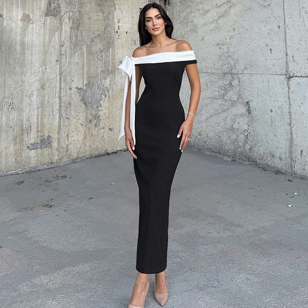 Damen Elegantes Maxikleid mit Off-Shoulder Design und schmalem Schnitt R&B