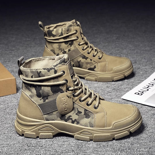 Damen Hohe Sneaker im modernen Camouflage-Stil mit robustem Sohlenprofil R&B
