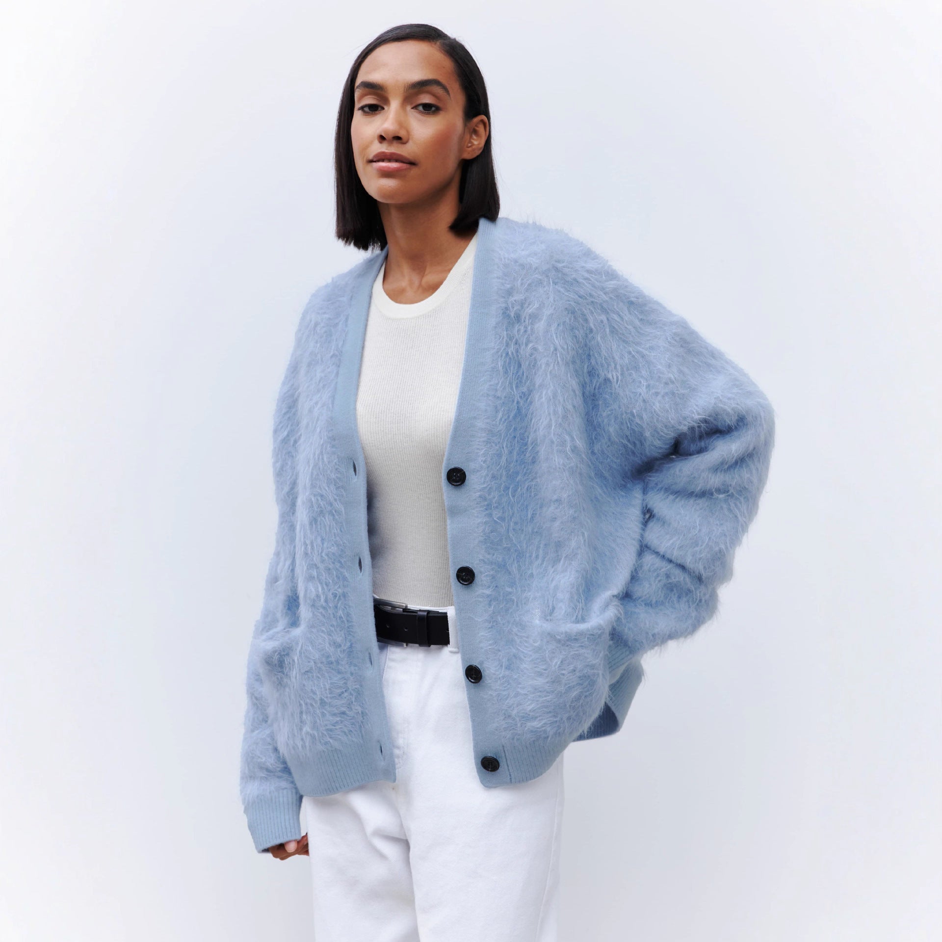 Damen Weicher Cardigan aus Mohair mit Knöpfen R&B