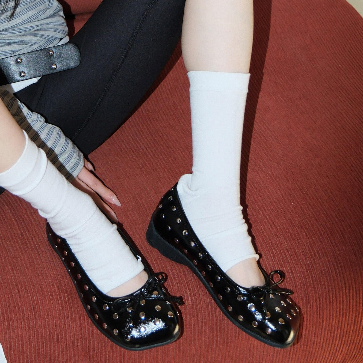 Damen elegante Ballerinas mit modischem Nieten-Detail R&B