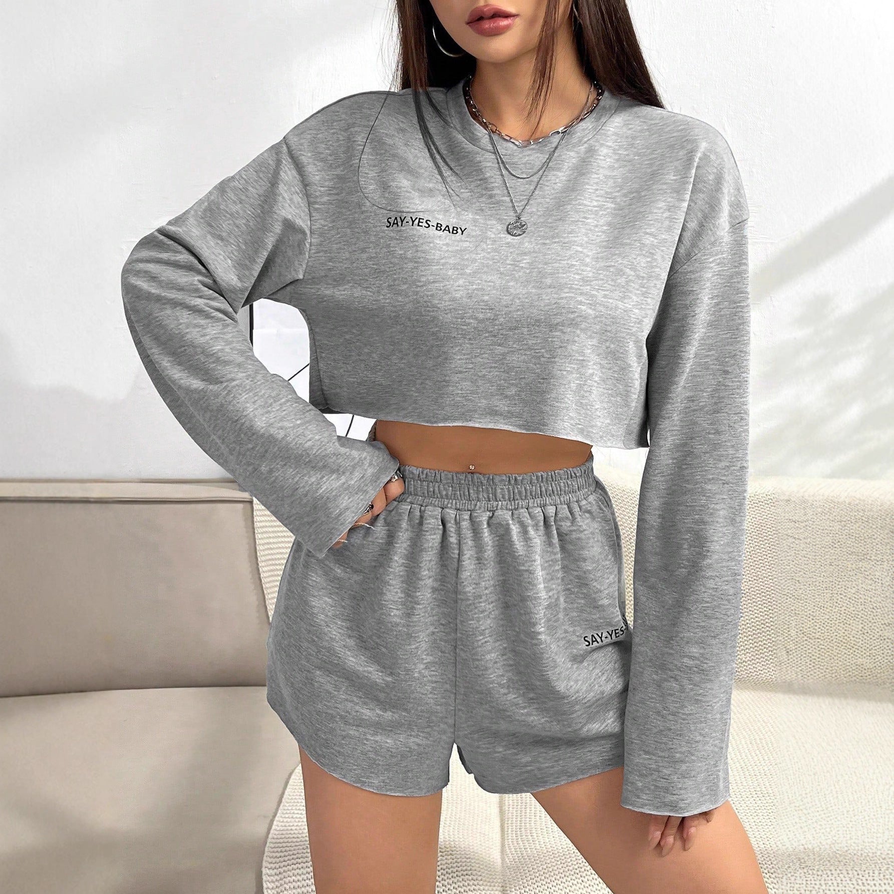 Damen Freizeit-Set mit lässigem Crop-Top und Shorts R&B