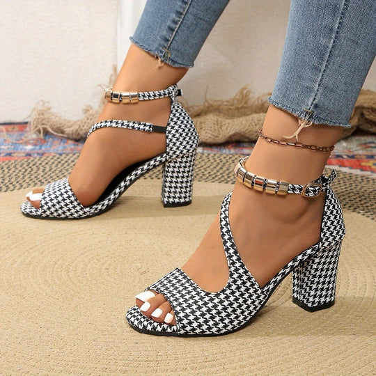 Damen Absatzsandalen mit transparenten Riemen und glitzerndem Akzent R&B