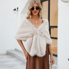 Damen Luxuriöser Kunstpelz-Cape mit flauschigem Kragen R&B