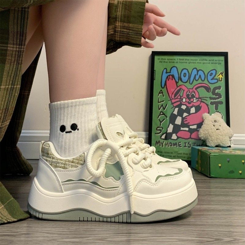 Damen Sneaker mit gepolsterter Sohle und modernem Design R&B