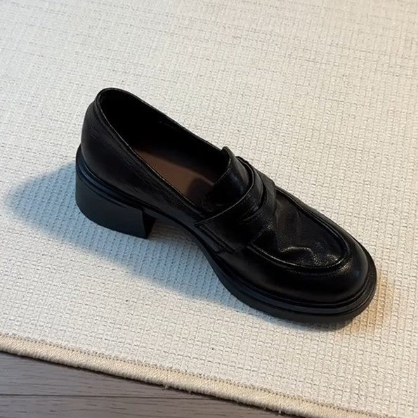 Damen Elegante Loafers mit moderner Blockabsatzgestaltung R&B