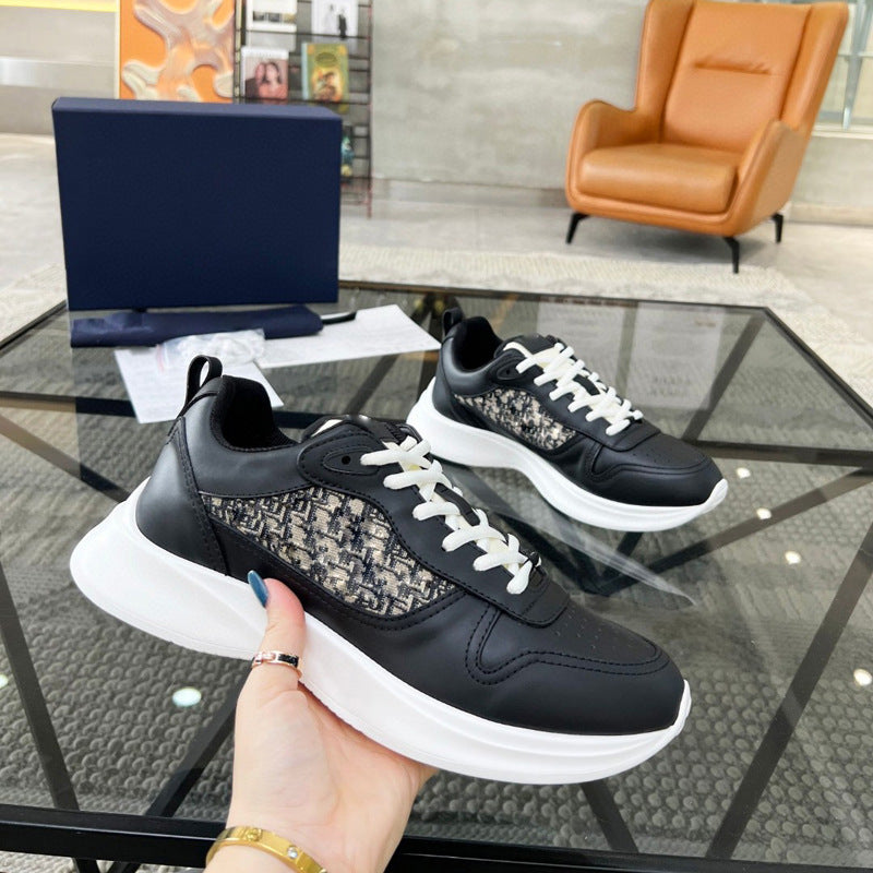 Damen Lifestyle Sneakers mit atmungsaktiver Mesh-Oberfläche und dämpfender Sohle R&B