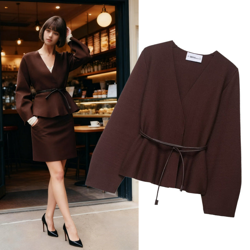Damen Wickelbluse mit figurbetonendem Design und eleganten Taillenzug R&B