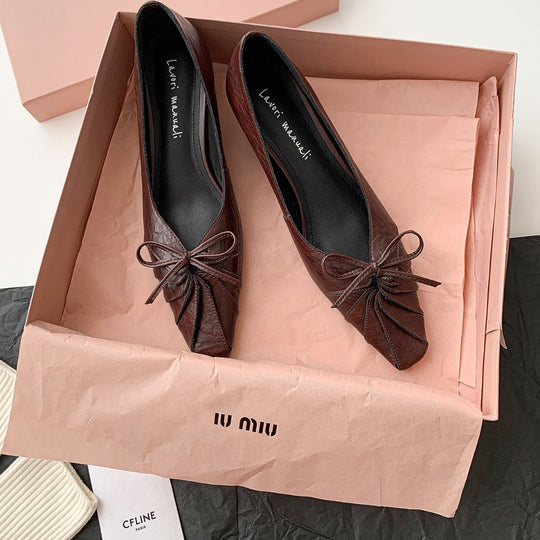 Damen elegante Ballerina-Schuhe mit modischem Schleifendetail und komfortablem Blockabsatz R&B