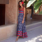 Damen Maxikleid mit elegantem Wellenmuster und fließendem Rock R&B