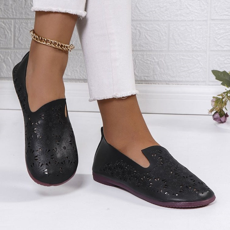 Damen Riemchen-Pantoletten mit luftiger Blumenperforation R&B