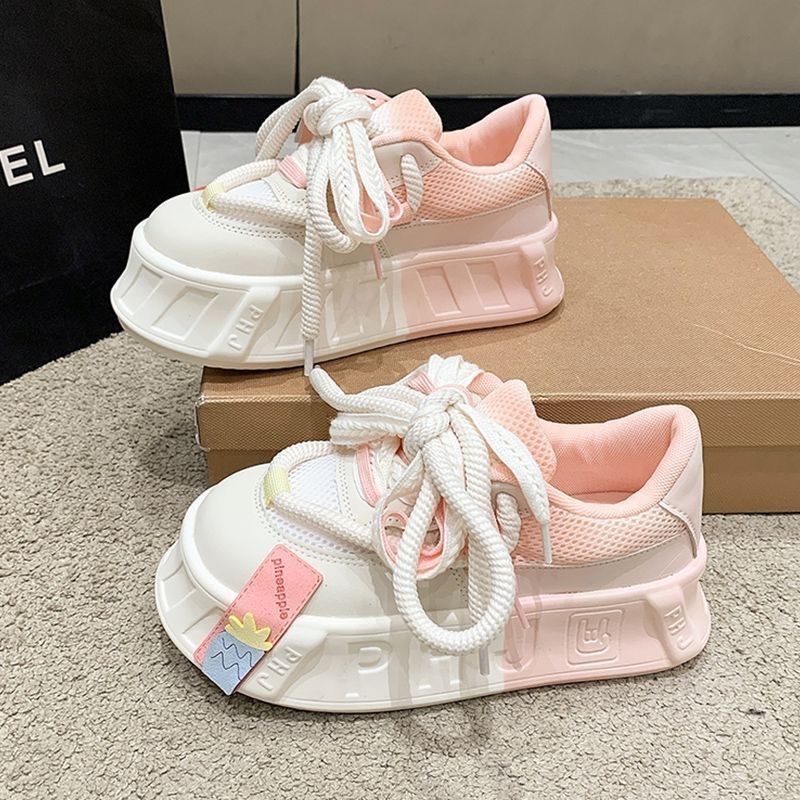 Damen Sportliche Sneakers mit verspieltem Design und atemberaubender Sohle